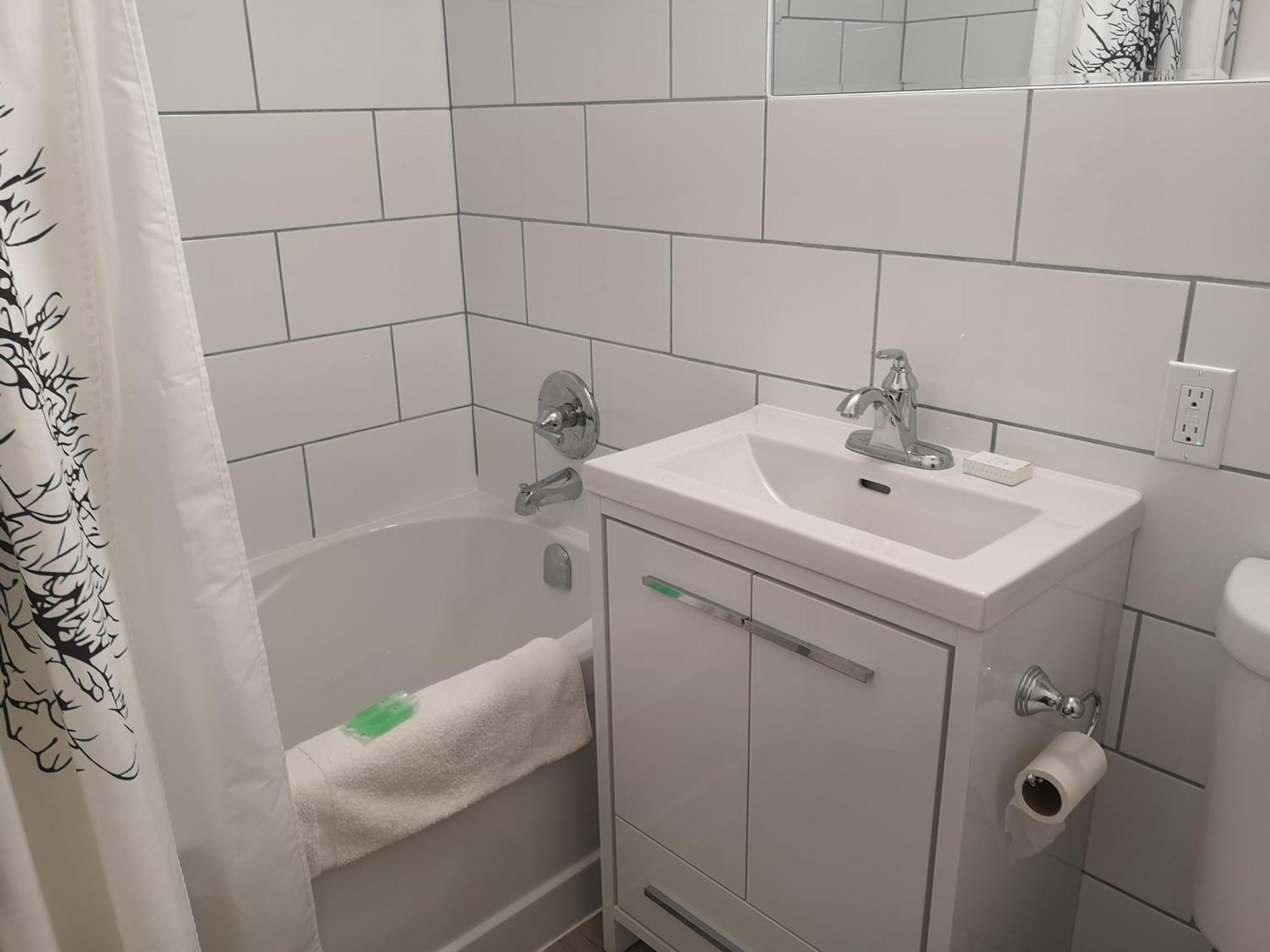 Almo Court Motel Cranbrook Luaran gambar