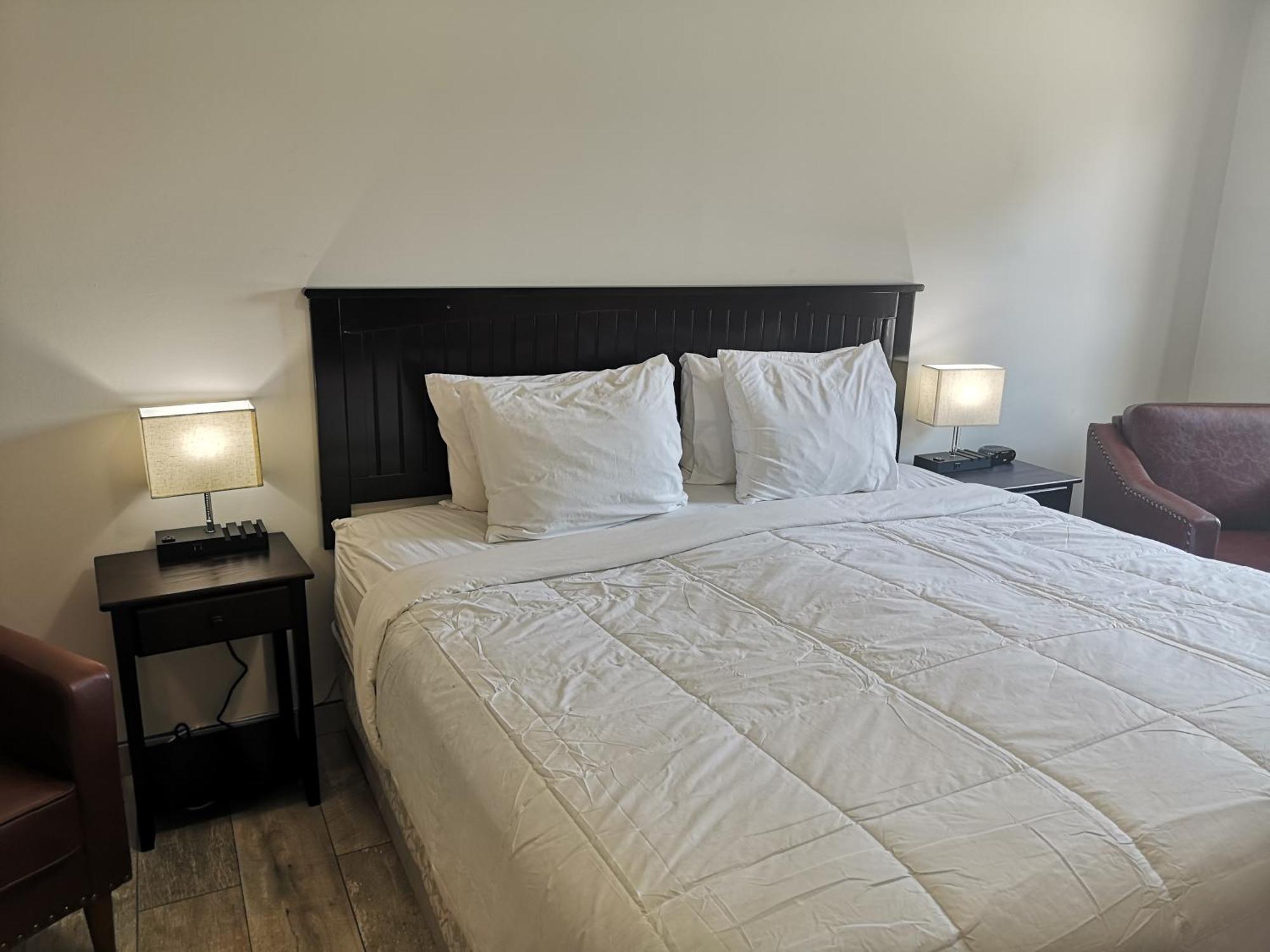 Almo Court Motel Cranbrook Luaran gambar