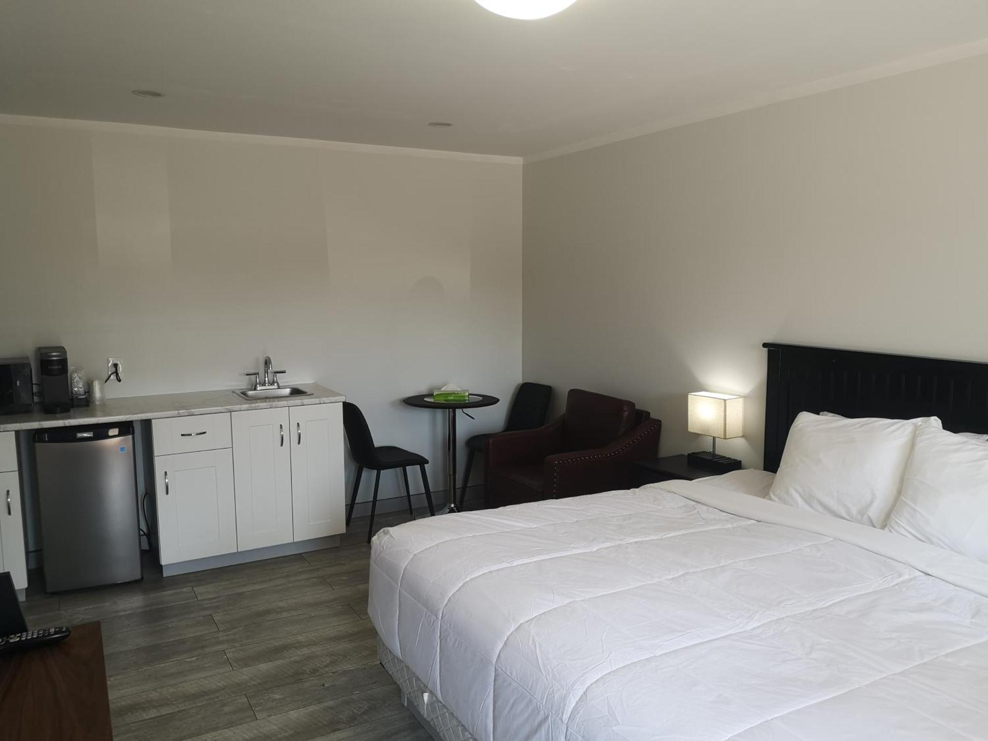 Almo Court Motel Cranbrook Luaran gambar